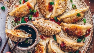 What are 5 ways to add flavor to a dish without using salt?