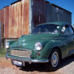 What are the 2 major types of place setting?