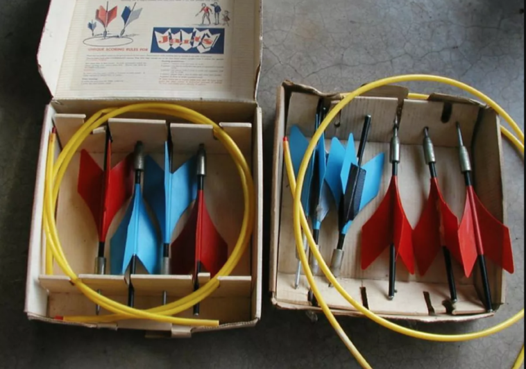 What are the rules for lawn darts?