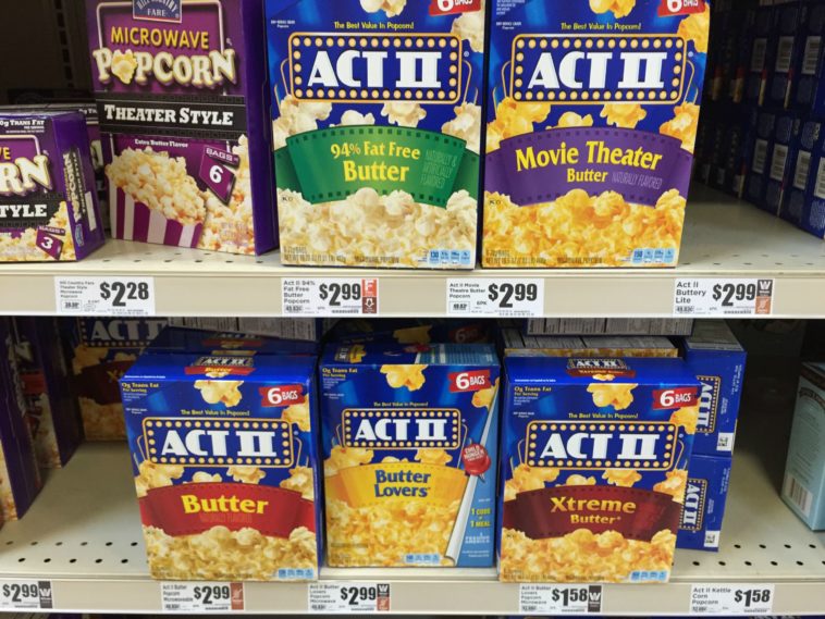 What are the two types of popcorn?