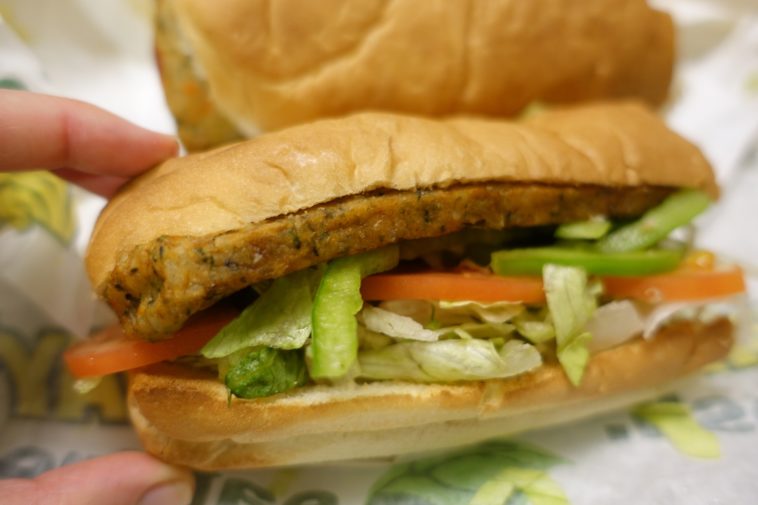 What breads are vegan at Subway?