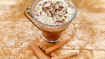 What breakfast goes with hot chocolate?