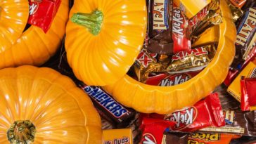 What can I give my kids for Halloween besides candy?