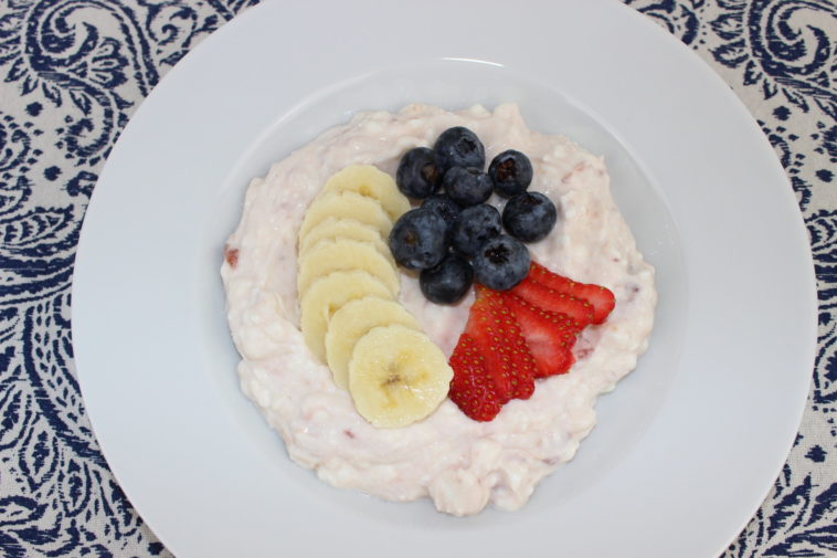 What can I mix with plain Greek yogurt?