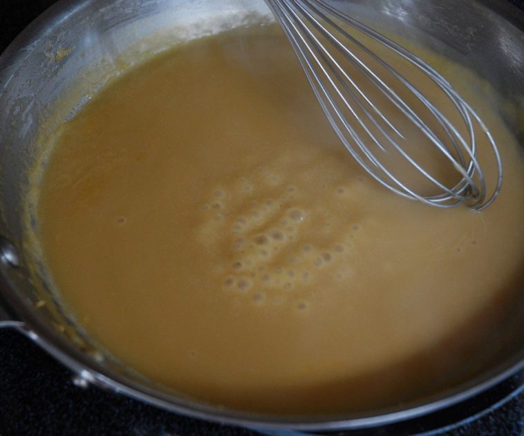 What can I substitute for flour to make gravy?