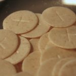What crackers can be used for communion?
