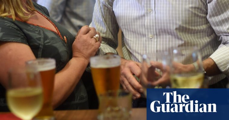 What do Australians drink on New Years?