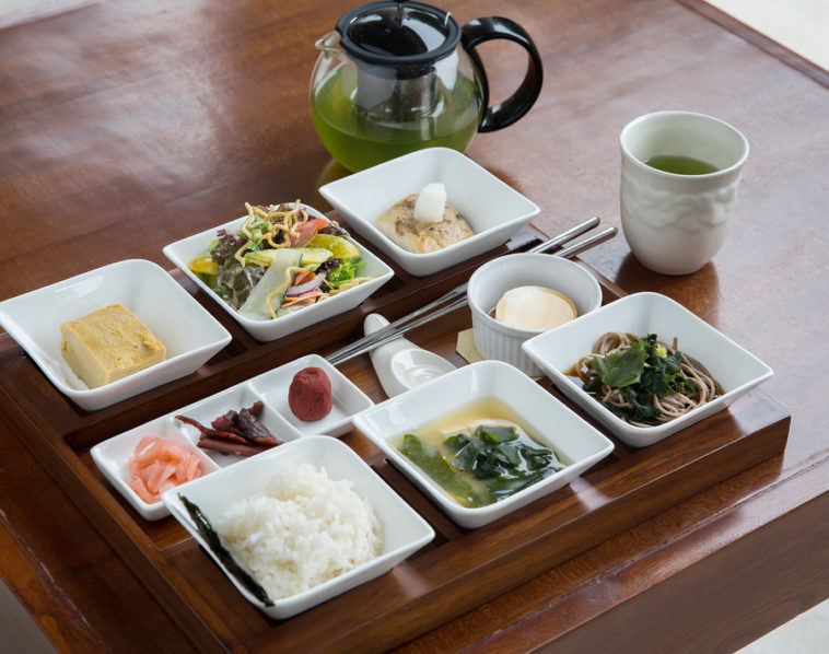 What do Japanese people eat for breakfast?
