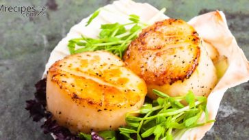 What do you eat smoked scallops with?