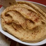 What do you eat with garlic hummus?