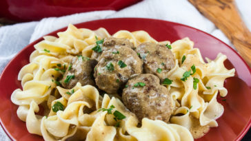 What do you serve with Swedish meatballs?