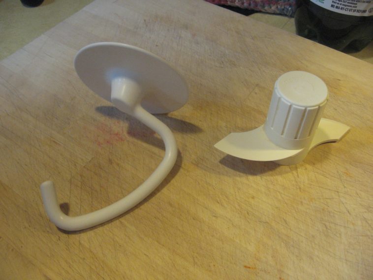 What does a dough hook look like?