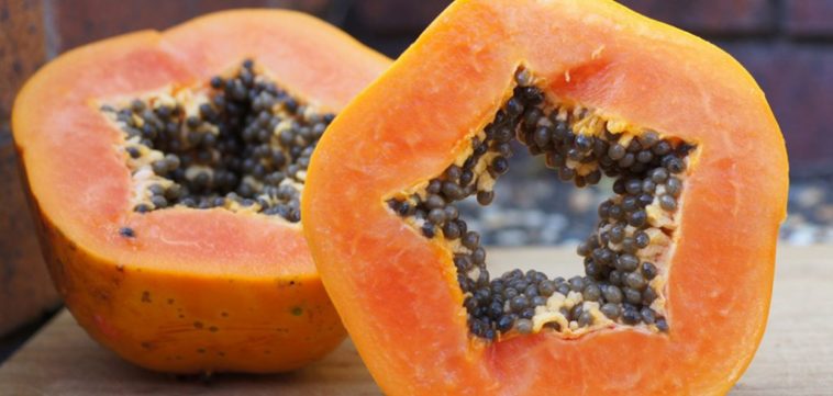 What does harissa taste like?