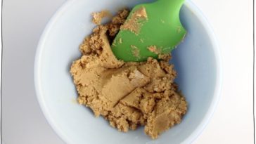 What does peanut butter powder taste like?