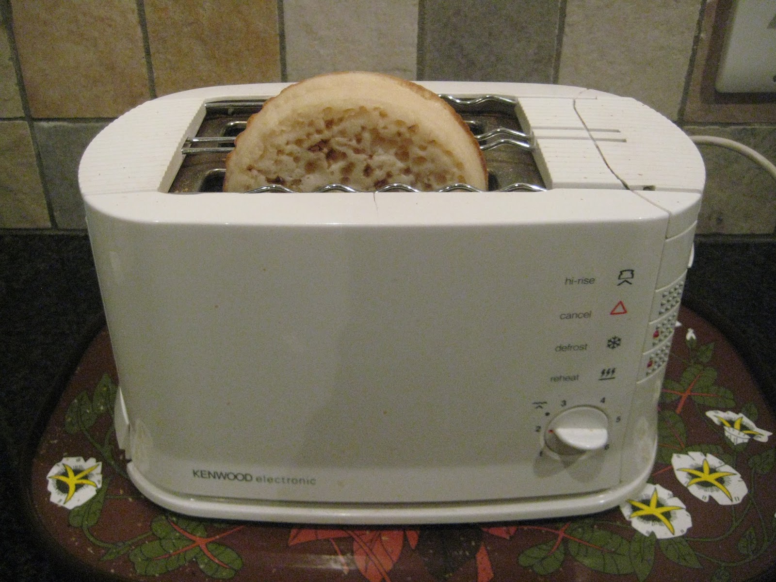 toaster crumpet