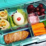 What food should parents not pack in the lunchbox?