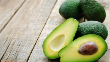 What fruit goes well with avocado?