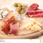 What goes well with antipasto?