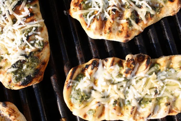 What goes well with flatbread?