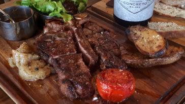 What happens if I eat bad ground turkey?