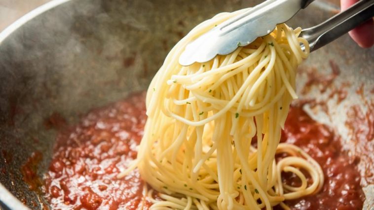 What happens if you eat old pasta sauce?