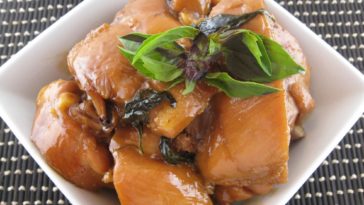 What is 3 oz of chicken in cups?