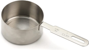 What is a dry measuring cup?