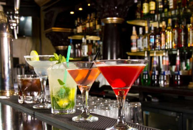 What is a good cocktail to order?