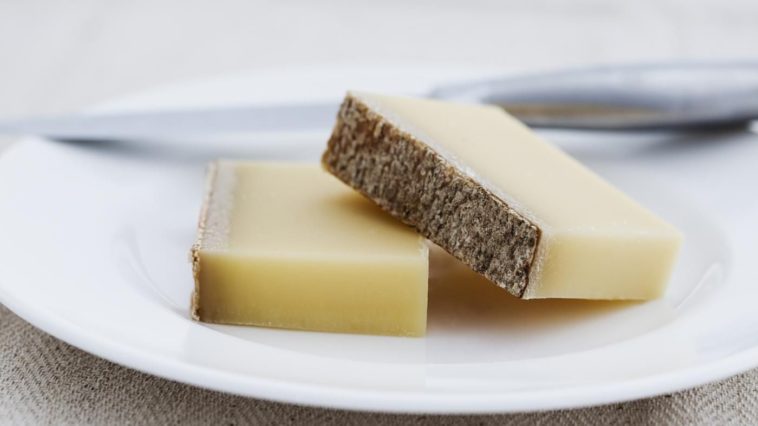 What is a good substitute for Gruyere?