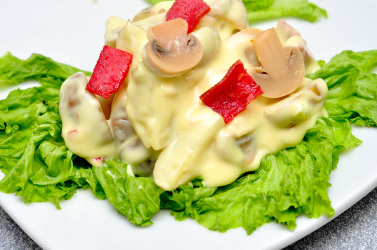 What is a simple salad?