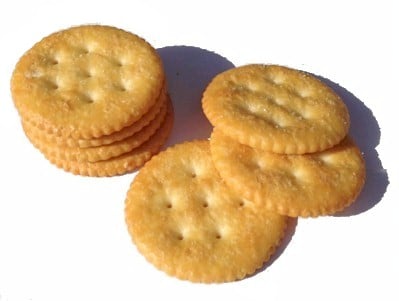 What is a substitute for Ritz crackers? - Foodly