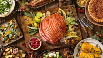 What is a traditional American Christmas dinner?