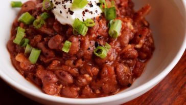 What is black Urfa chili?