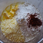 What is the best cheese for crackers?