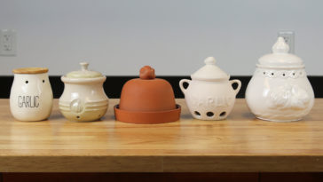 What is the best garlic keeper?