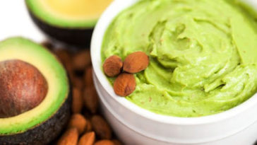 What is the best homemade hair moisturizer?