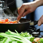 What is the best material for everyday dishes?