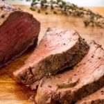 What is the best temperature to cook a beef tenderloin?