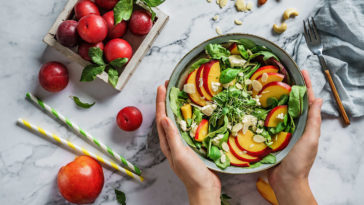 What is the best time to eat salad?