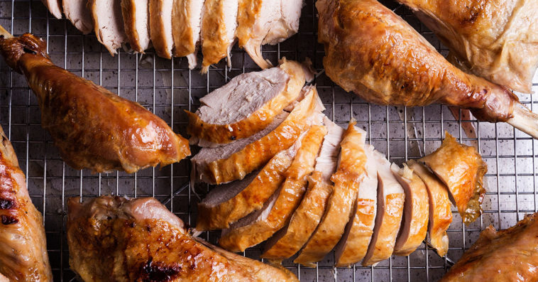 What is the best way to heat up leftover turkey?