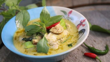 What is the best wine to drink with thai food?