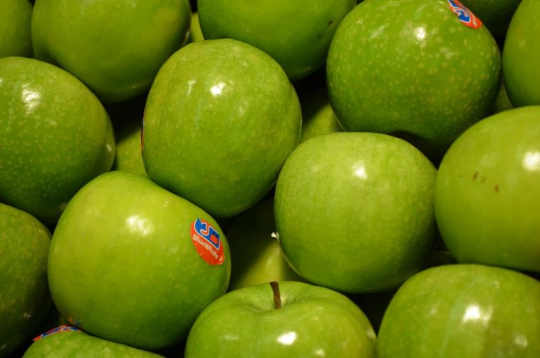 What is the difference between green apples and Granny Smith apples?