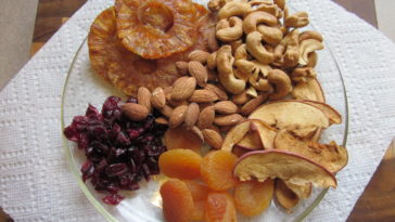 What is the easiest fruit to dry?