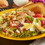 What is the healthiest salad at Zaxby's?
