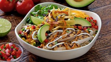 What is the healthiest thing to eat at Chili's?