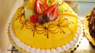 What is the most favorite birthday cake?