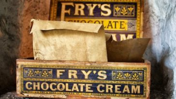 What is the oldest candy bar?