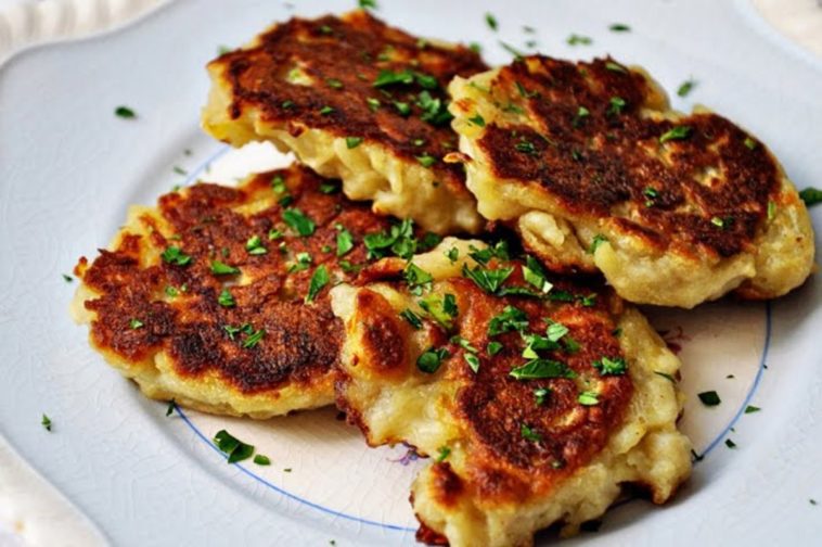 What is typical Irish pub food?