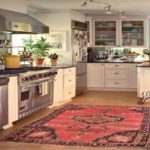 What kind of rug is best for kitchen?
