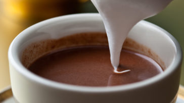 What liquor is good with hot chocolate?